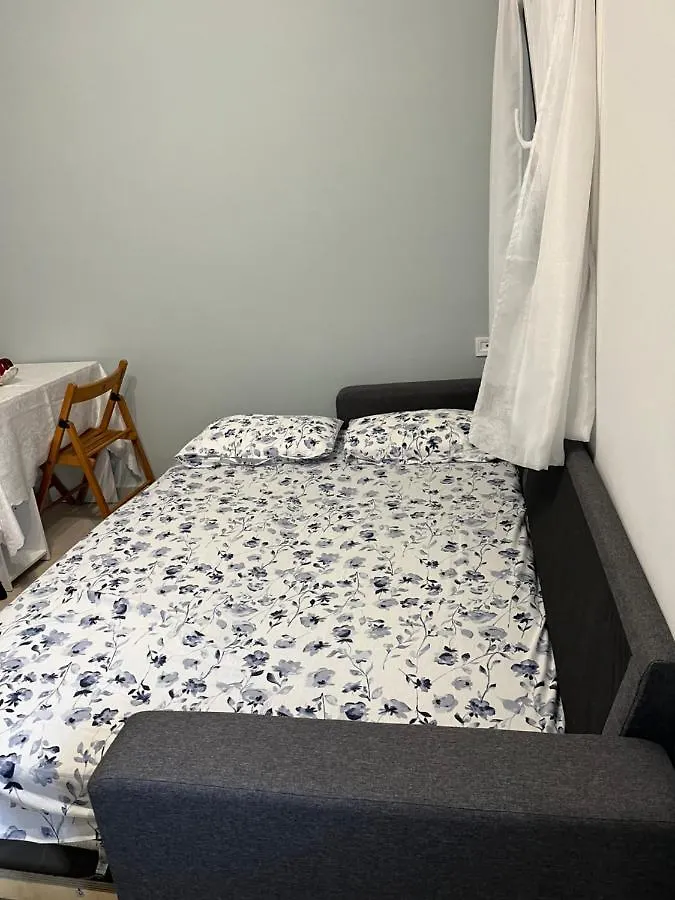 White Studio Apartment Nea Michaniona Greece